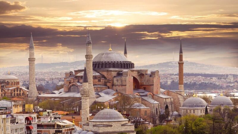 Icons of Istanbul Tour (Skip-the-Line) - The Blue Mosque’s Serenity and Architectural Grandeur