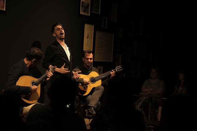 Ideal Clube de Fado - Practical Information: Booking, Location, and Accessibility