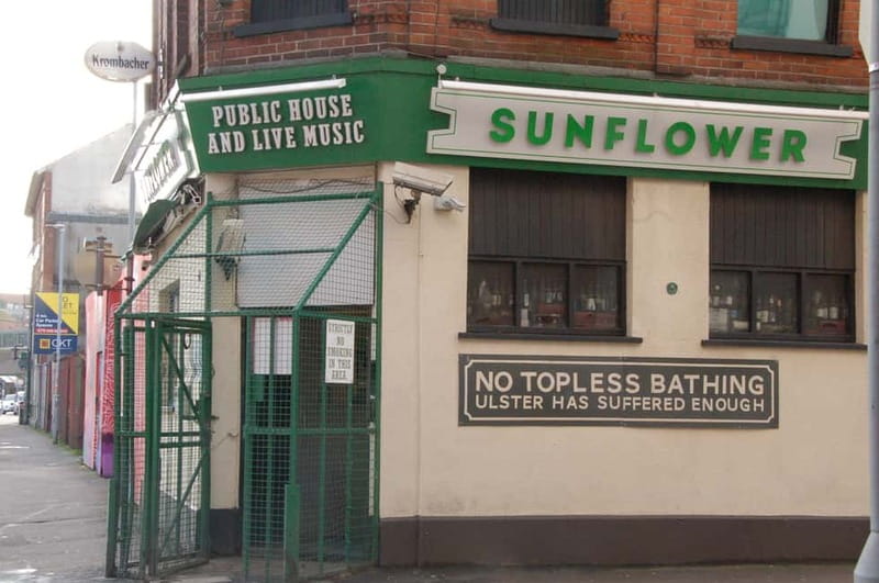 If Buildings Could Talk Tour Belfast - The Guide’s Style and Approach