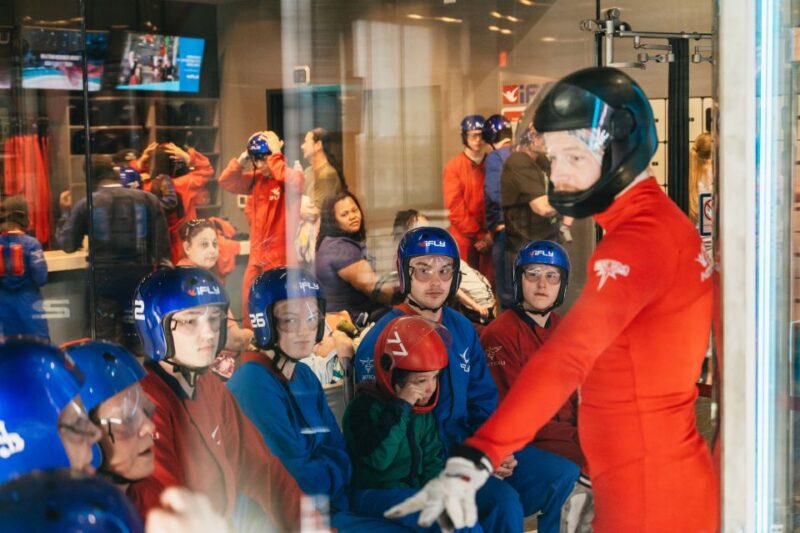 iFLY Minneapolis First Time Flyer Experience - Why Choose iFLY Minneapolis Over Traditional Skydiving