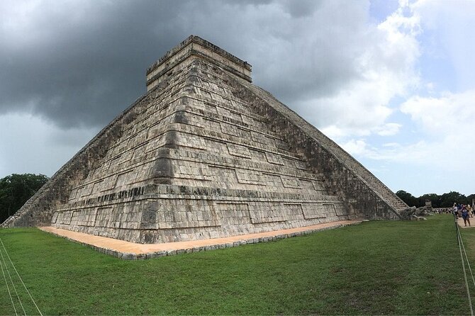 Ik kill & Hubiku Cenotes and Chichen Itza from Riviera Maya - Refreshing Swim in Cenote Ik Kil