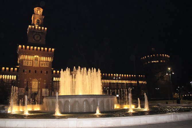 Illuminated Milan Tour for Kids and Families with Gelato & Pizza - Key Points