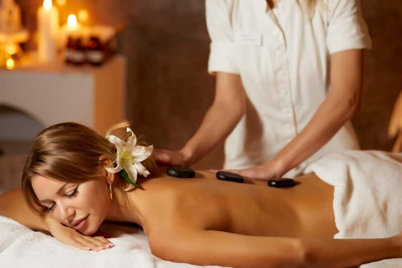 Imerovigli: Aromatherapy Couples Massage - Elegant Couples Relaxation in Santorinis Zen Spa