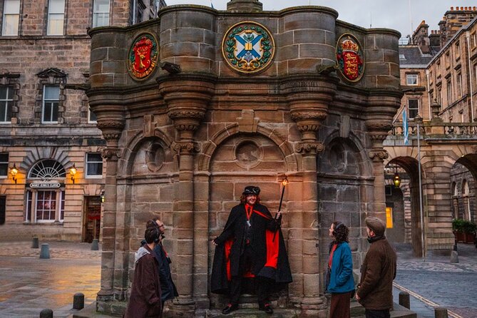 Immersive Old Town Ghost Walking Tour in Edinburgh - The Sensory Enhancements and Accessibility