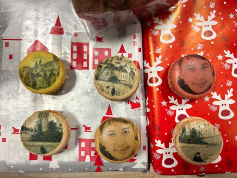 Immortalize your Souvenir d'Avignon as a button - The Itinerary: Exploring Avignon’s Key Sites