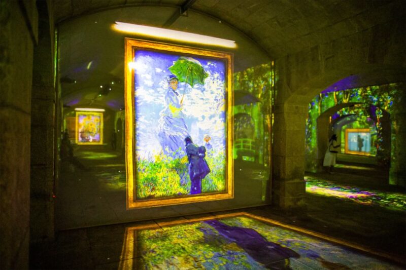 Impressive Monet & Brilliant Klimt -The Immersive Experience - Accessibility and Comfort During the Show