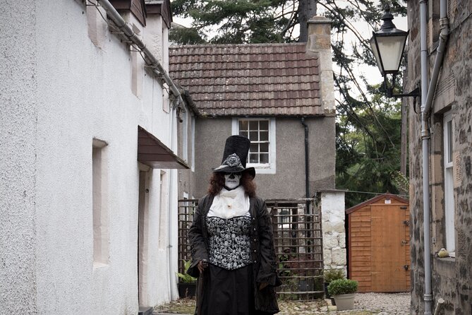 In and Out the Dusty Closes - What Could Be Better