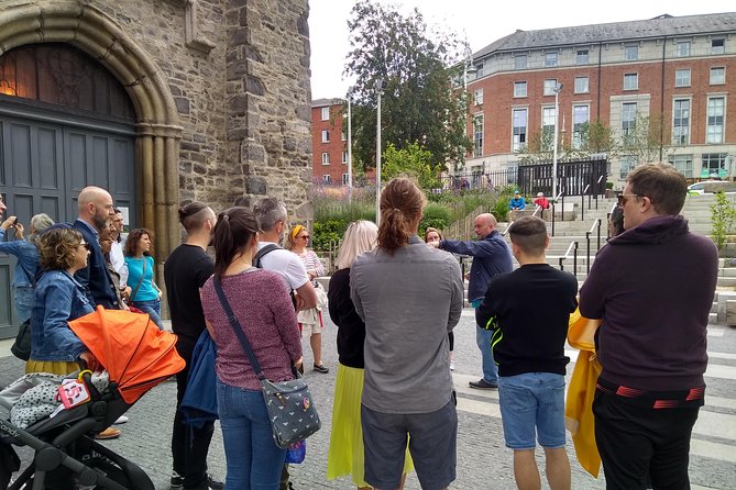 In Our Shoes Dublin Walking Tour - The Access and Group Size Benefits