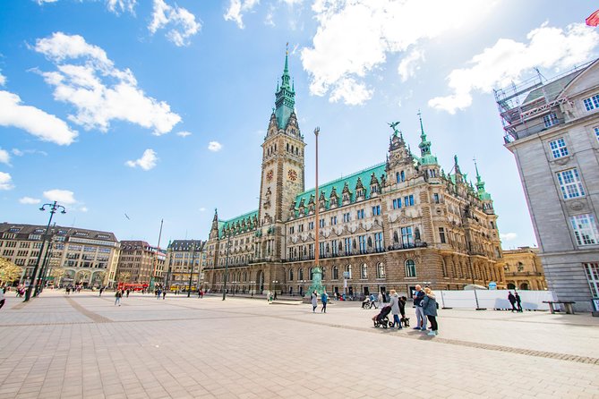 In the Footsteps of The Beatles in Hamburg with a Local - Insider Tips for Dining and Drinks in Hamburg