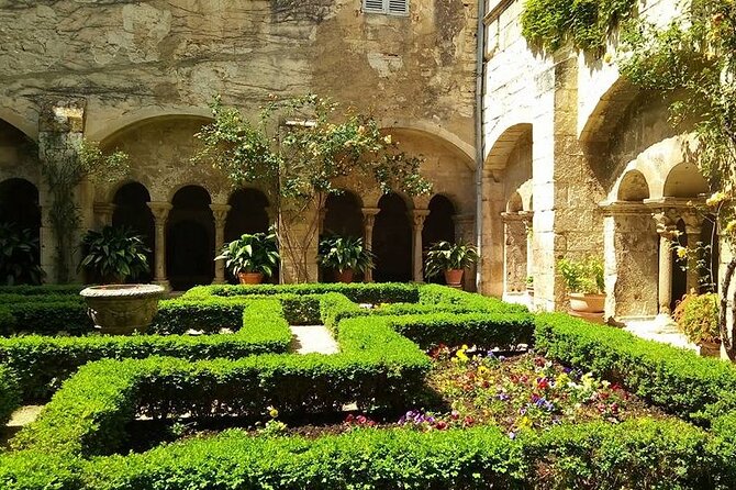 In the footsteps of Van Gogh in Provence from Avignon - Value and Booking Insights