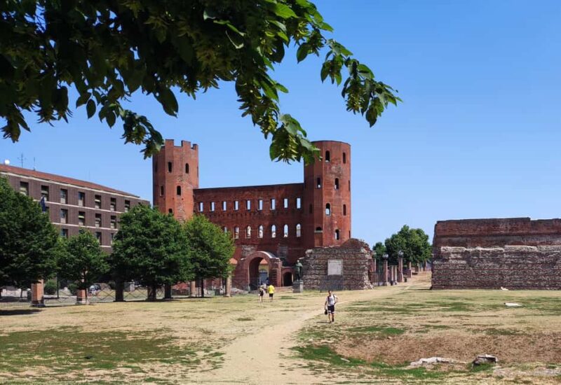 In Turin a walking tour between art and wine tasting - Scenic Finale at a Stunning Palace