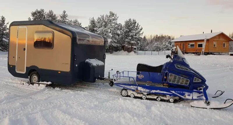 Inari: Overnight Aurora Hunt in Mobile Cabin on Lake Inari - Exploring Lake Inari from the Comfort of Your Cabin