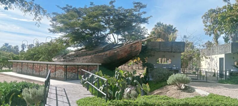 Incredible Private Tour to Balandra and Todos Santos - Lunch Options and Local Cuisine