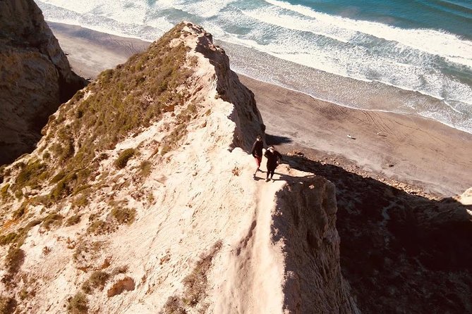 Incredible Slot Canyons to the Pacific - Meeting Point and Group Size