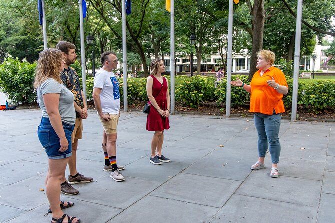 Independence Mall (Entrance to 2 Historic Sites) 2.5 Hour Walking - Inside Visits and Architectural Highlights