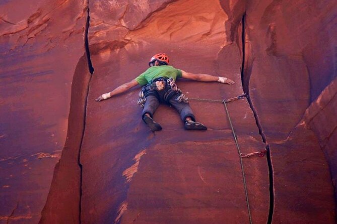 Indian Creek Rock Climbing Tour - Discover Indian Creek’s Unique Crack Climbing Environment