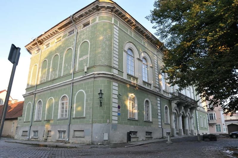 Individual excursion in Tallinn - Practical Details: Accessibility, Flexibility, and Booking