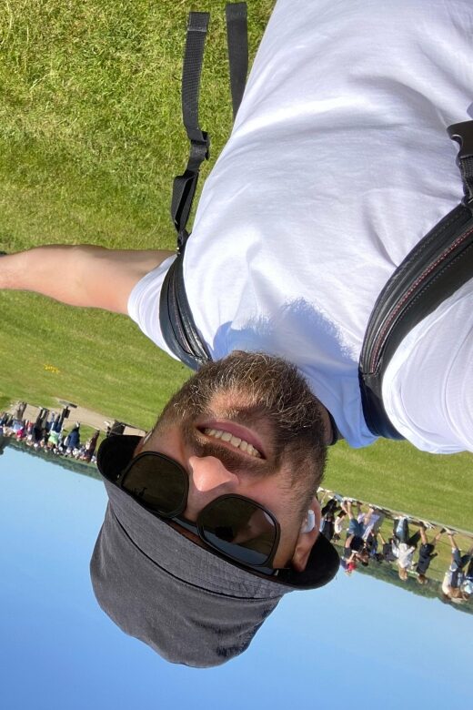 Individual trip to Stonehenge and Salisbury Cathedral - Discovering the Magna Carta at Salisbury Cathedral