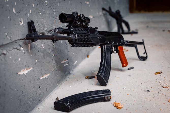 Indoor Shooting Range in Warszawa Package 2 - Discover Warsaws Indoor Shooting Range with Package 2