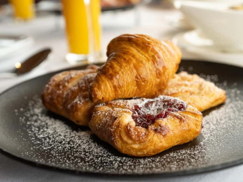 Innsbruck: Breakfast with Prosecco and Panoramic Views - The Unique Mountain Breakfast Setting at Seegrube