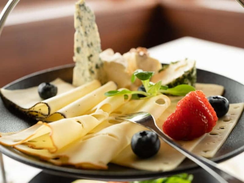 Innsbruck: Breakfast with Prosecco and Panoramic Views - The Pacing and Flow of the 2-Hour Tour