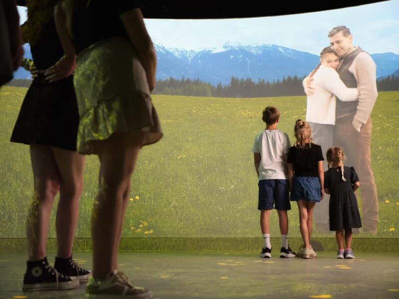 Innsbruck: EXPERIENCE TIROL - Immersive Show Ticket - How the Cutting-Edge Technology Enhances the Experience