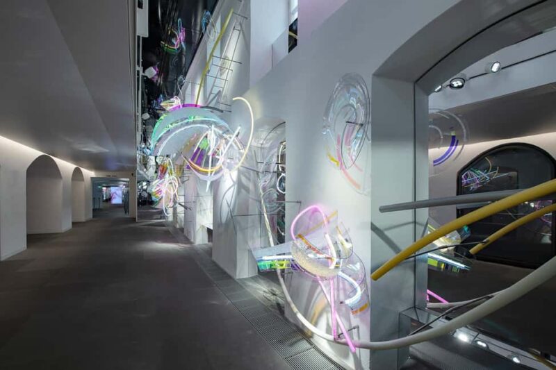 Innsbruck: Swarovski Exclusive Guided Tour with Drink & Gift - Discover Swarovski in Innsbruck: Guided Tour, Drink & Exclusive Gift