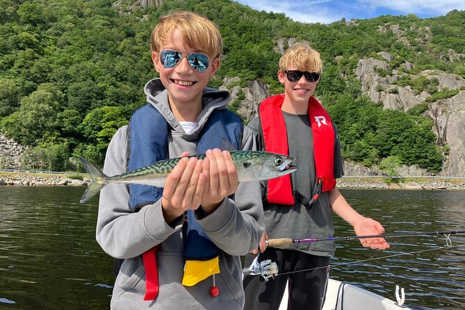 Inshore fishing in the Drangefjord - Logistics and Facilities at the Meeting Point
