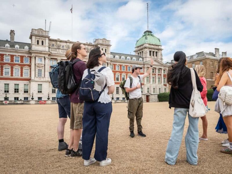 Inside Buckingham Palace & See The Westminster Sights Tour - Witnessing the Changing of the Guard Ceremony