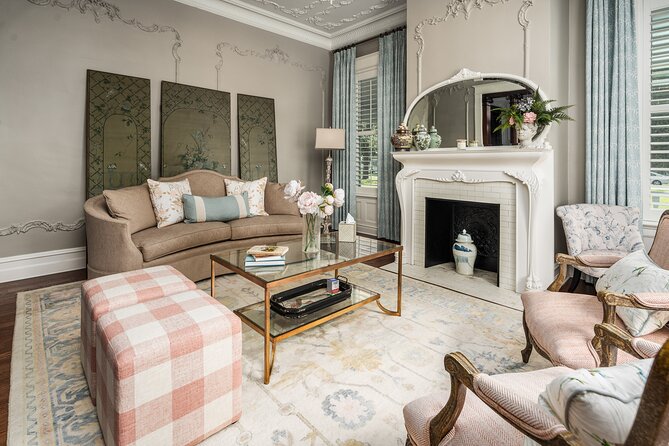 Insider Tour of Historic River Forest Manor - Key Points