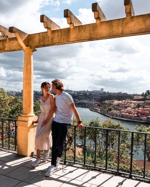 Instagram tour of Oporto with a private photographer - Discover the Instagram Tour of Oporto with a Private Photographer