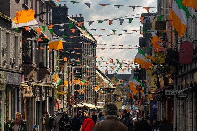 Instant Galway 60 min Walking Tour - Exploring Kirwans Lane and Quay Street