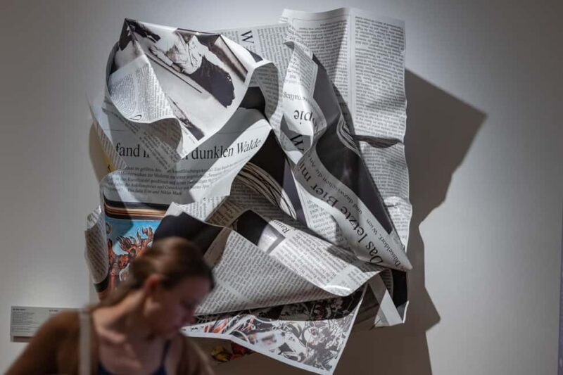 Interactive family tour of the Nachrichten - News exhibition - The Museum für Kommunikation Frankfurt: Location and Setting