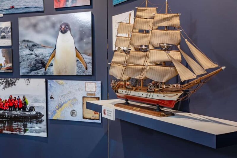 Interactive Photo-Museum of Antarctica with Virtual Reality - Discover Antarctica at the CG Gallery Lloret