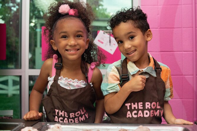 Interactive Rolled Ice Cream Crafting Class in Nashville - Meet the Instructor and Atmosphere