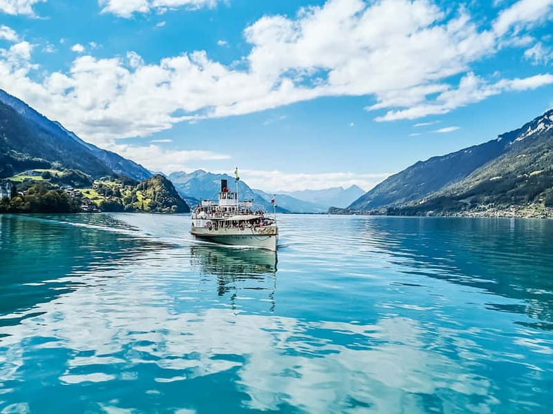 Interlaken: Boat Day Pass on Lake Thun and Lake Brienz - Admiring the Mountain Panorama of the Jungfrau Region