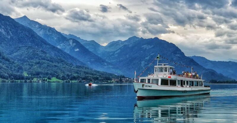 Interlaken: Capture the most Photogenic Spots with a Local - Key Points