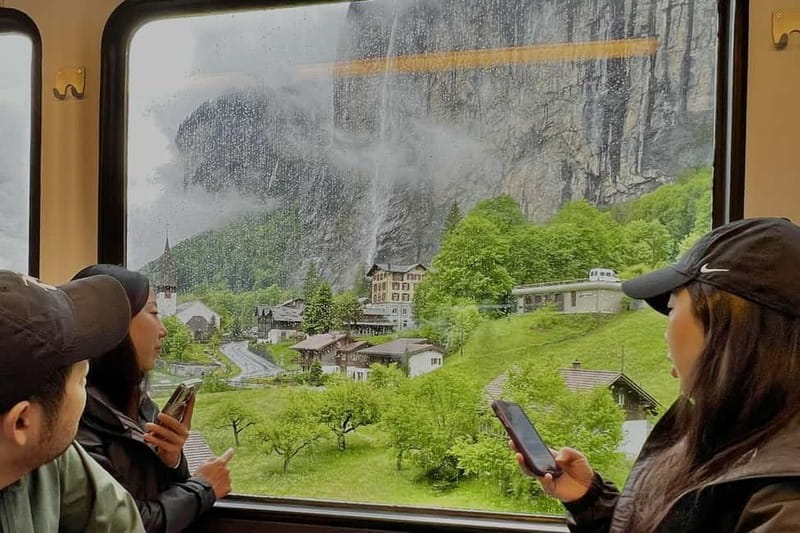 Interlaken: Explore Lauterbrunnen, Wengen & Raclette Tasting - Explore Lauterbrunnen, Wengen & Grindelwald in a Small Group