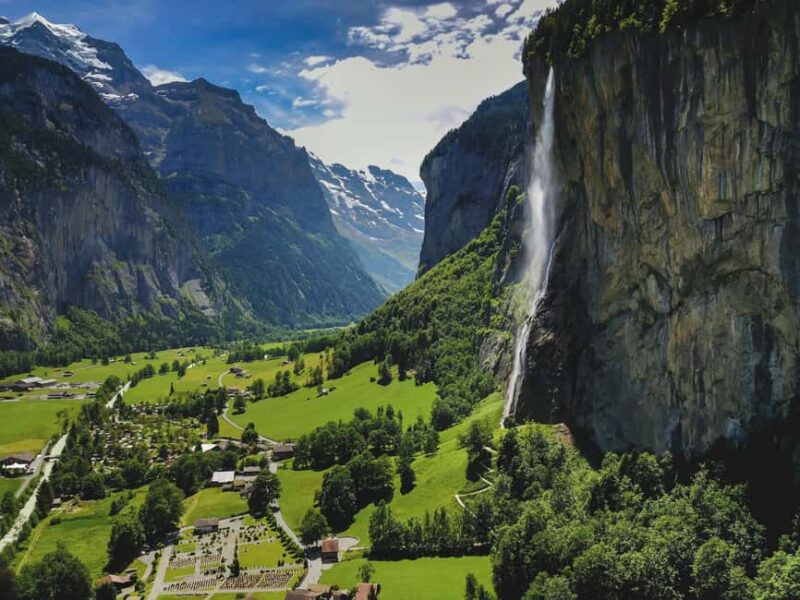 Interlaken: Lauterbrunnen Waterfall Tour with Pickup - Walking through Lauterbrunnen Valley and Its Iconic Waterfalls