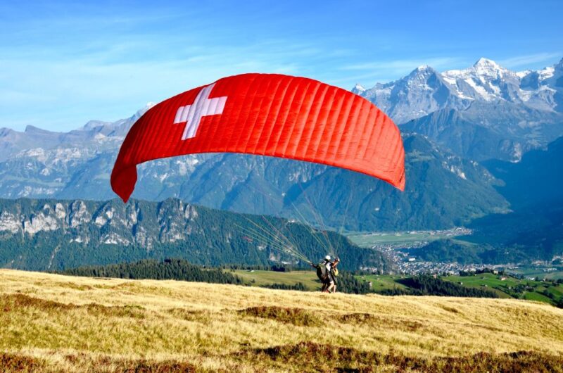 Interlaken: Paragliding Tandem High Flight - Suitability and Physical Considerations