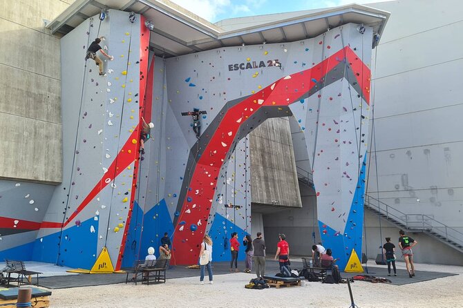 Introduction to Climbing in Pilar 7 Lisbon - Practical Aspects: Duration, Group Size, and Weather