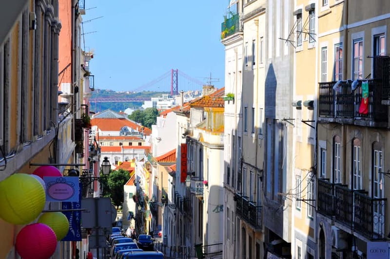 Introduction to Lisbon - Private Guided Walking Tour - The Eclectic Streets of Chiado