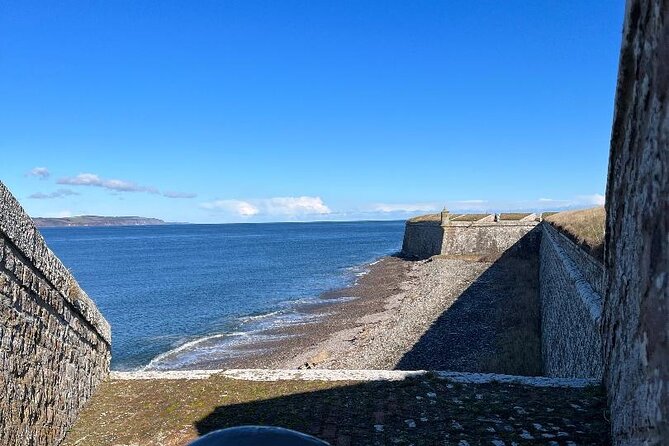 Invergordon full day tour; Cawdor Castle, Fort George & Loch Ness - Shopping and Tasting at the Victorian Market