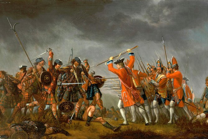 INVERGORDON PORT Tour of Culloden, Cairns & Cawdor Castle - Highland Cows and Robertson’s Farm Shop