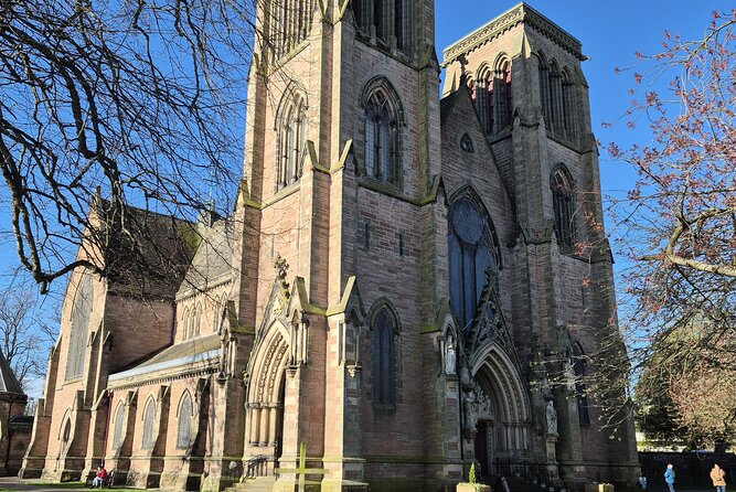 Invergordon shore excursion - Private Scenic Loch Ness Tour - Exploring Inverness for Two Hours