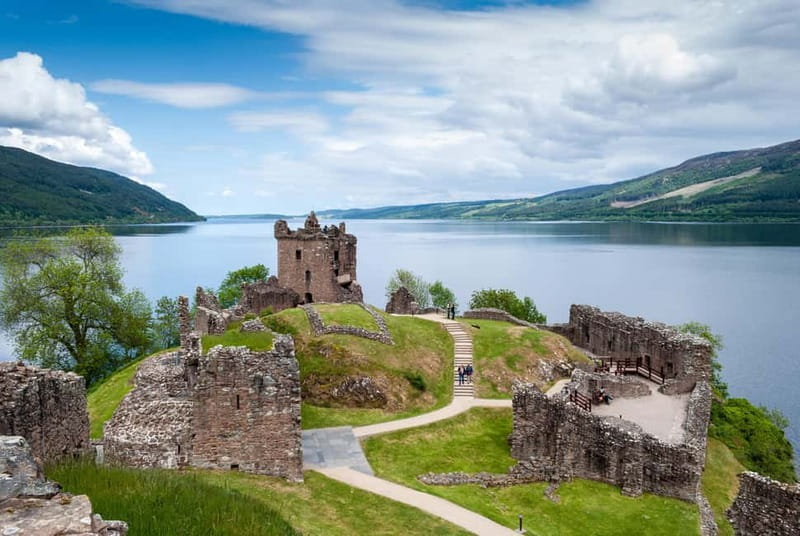 Inverness: Loch Ness Monster Cruise, Lunch, Urquhart Castle - Urquhart Castle: Exploring 13th-Century Ruins at Your Own Pace