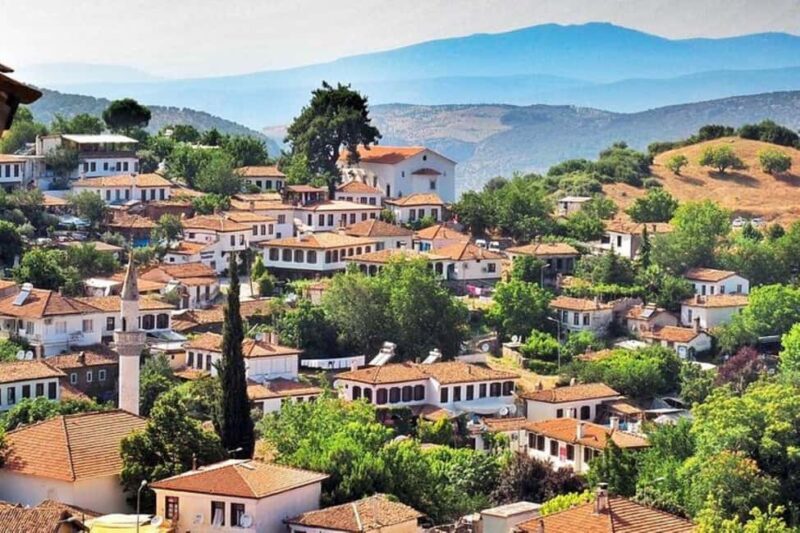 irince Village Tour/ Traditional Lunch Fixed Price up to 15 - The Unique Charm of the Private Irince Village Tour
