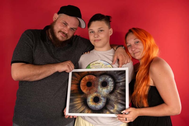 IRIS Photography (macro photo of your eye) - Who Will Enjoy This Experience Most?