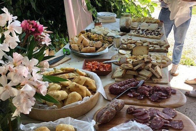 Irpinia Tour of the Vineyards, Cooking Class and Wine-Tasting - Optional Transport and Meeting Details