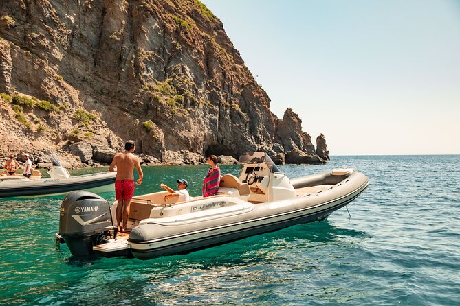 Ischia and Procida Day Boat Tour - Food, Drinks, and Onboard Comforts